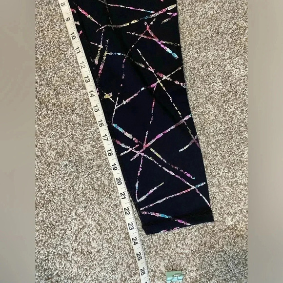 NWT Zyia Abstract Hi-Rise 7/8 24" Leggings - Size 8-10 - Picture 10 of 12